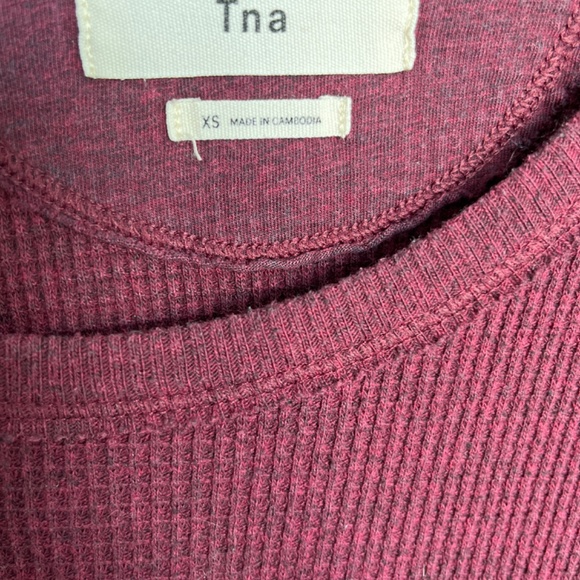 TNA burgundy waffle knit shirt - Picture 2 of 4